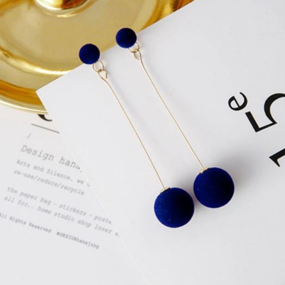 2 pair Women's Ball Drop Earrings - Picture 3 of 8